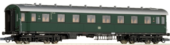 Express Train Passenger car 1st class with intergrated Interior Lighting<br /><a href='images/pictures/Roco/64737.jpg' target='_blank'>Full size image</a>
